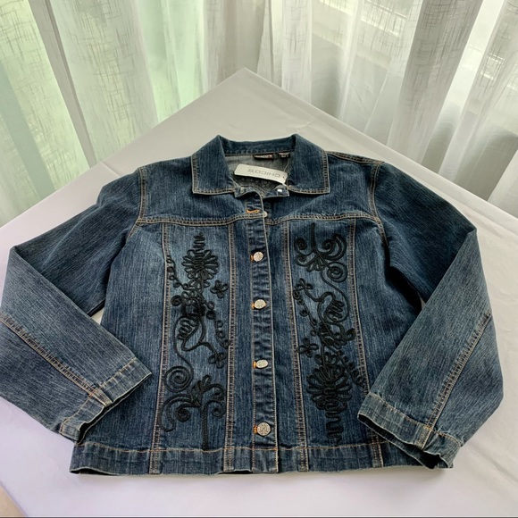 Passementerie front and back. Chico’s size 2 (large) denim jacket, black details - Picture 6 of 15